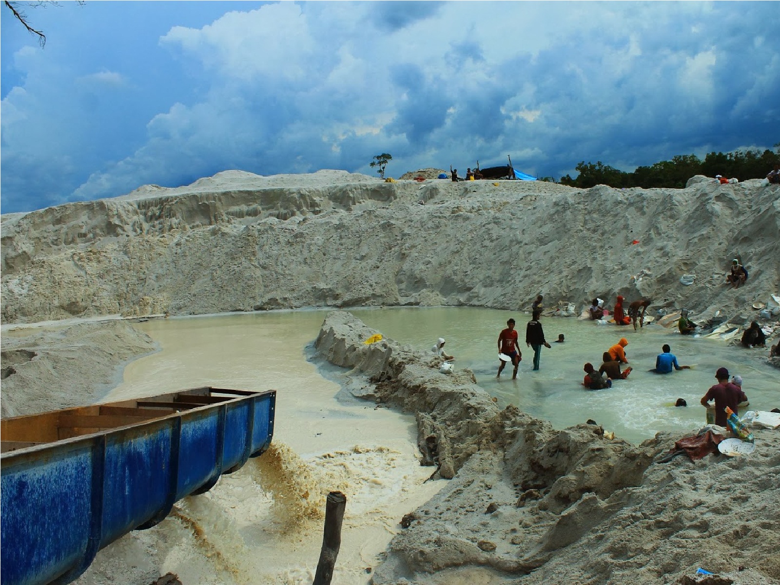 Ilustrasi tambang timah